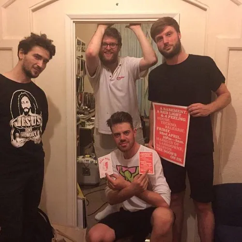 Loose Lips Show (Music Box Radio) - 26/09/16 - w/A Basement, A Red Light & A Feeling